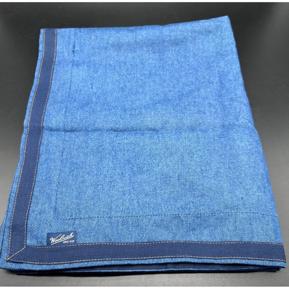 Woolrich Denim Blue Jean Pillow Cover Sham 24x30‎ EUC